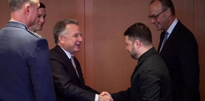 Ειρηνευτικό σχέδιο 20 σημείων: Δύο ώρες κράτησε η συνάντηση Ζελένσκι με τους Γουίτκοφ - Κούσνερ στο Βερολίνο