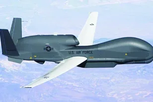 Στη Δυτική Ελλάδα το «μάτι» των ΗΠΑ: «Ρουτίνα» η διέλευση Global Hawk από την περιοχή