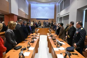 Πρωτοχρονιάτικο μήνυμα Φαρμάκη: «Σήμερα αρχίζει ένας νέος κύκλος προσπάθειας» ΦΩΤΟ-ΒΙΝΤΕΟ