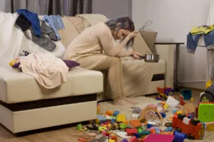 Μελέτη Compare the Market: Η Ελλάδα στις λιγότερο ακατάστατες χώρες του κόσμου