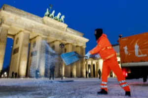 Η κακοκαιρία σαρώνει την Ευρώπη! Χιονοκαταιγίδες, θυελλώδεις άνεμοι και πολικές θερμοκρασίες, -20 στη Γερμανία
