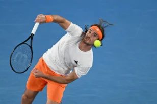 Australian Open: Ο Τσιτσιπάς νίκησε 3-1 τον Μοτσιζούκι στον 1ο γύρο