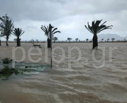 Πάτρα: Η Ποσειδώνος στο Ρίο έγινε ξανά το βασίλειο του Ποσειδώνα - Ξανά οι ίδιες απίστευτες εικόνες