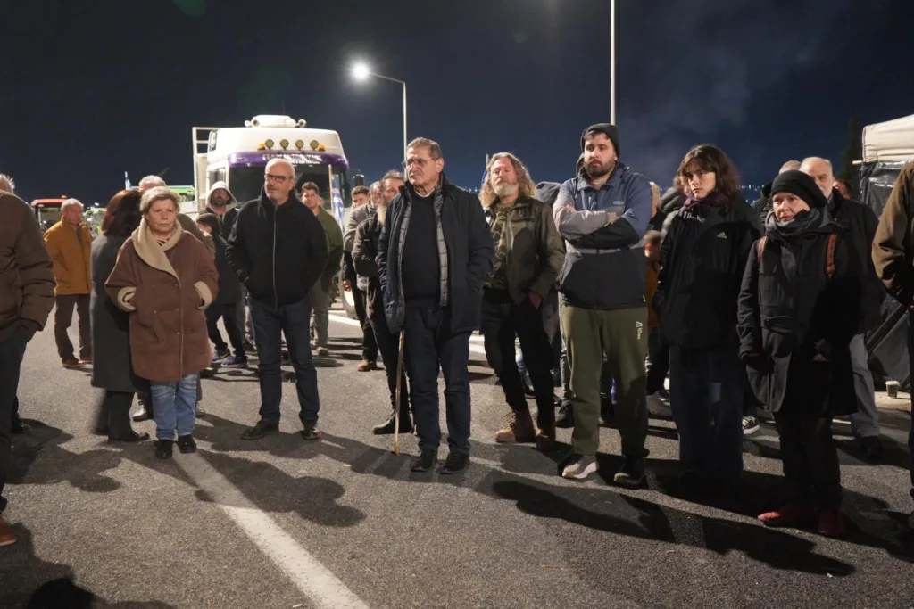 Αγροτικές κινητοποιήσεις: Διάλογος σε σταυροδρόμι - Τι συμβαίνει στην Πάτρα Αγροτικές κινητοποιήσεις: Διάλογος σε σταυροδρόμι - Τι συμβαίνει στην Πάτρα