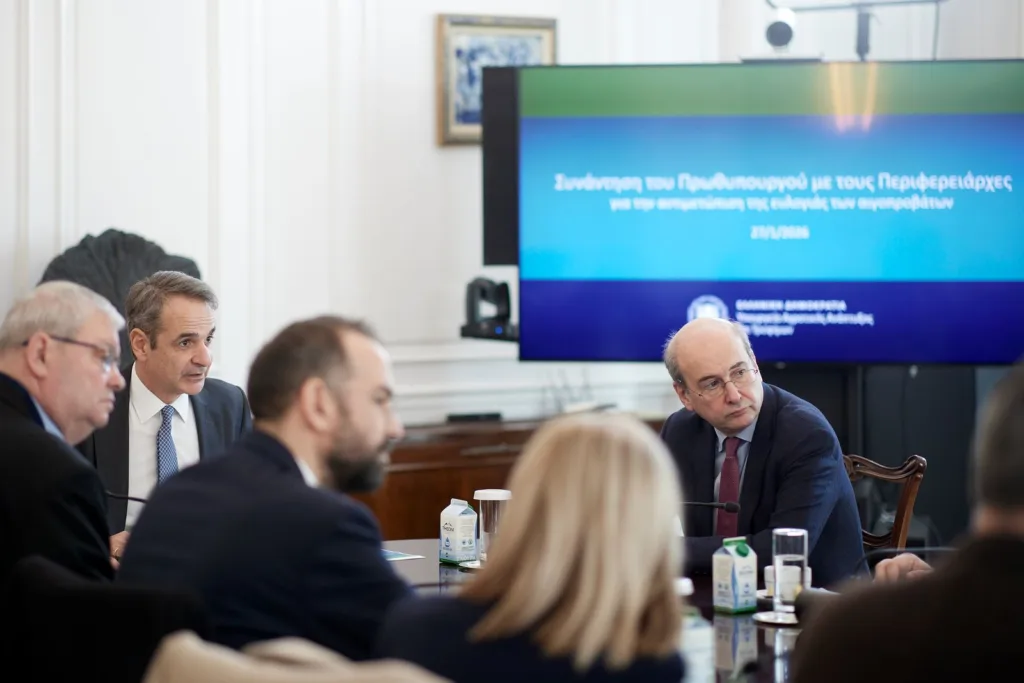 Ο Ν. Φαρμάκης στο Μαξίμου: «Ή τώρα ή ποτέ για την εκρίζωση της ευλογιάς των αιγοπροβάτων»