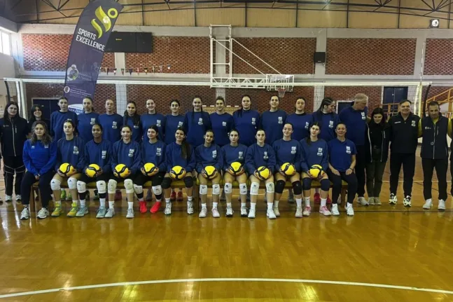 Ο Τάκης Αντωνόπουλος συνοδεύει την αποστολή της Εθνικής Κ18