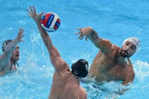 Η Εθνική πόλο λύγισε από την Ουγγαρία και θα τα δώσει όλα για το χάλκινο