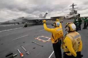 Ενισχύουν τη στρατιωτική παρουσία τους οι ΗΠΑ στη Μέση Ανατολή