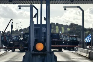 Αγρότες: Μετέωρο το μέτωπο μετά τη συνάντηση στο Μαξίμου, οι αποφάσεις από τα μπλόκα