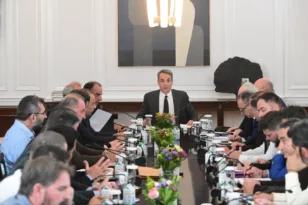 «Δεν έχω την απαίτηση να συμφωνήσουμε σε όλα», ολοκληρώθηκε η συνάντηση Μητσοτάκη-αγροτών