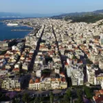ΣΥΡΙΖΑ Αχαΐας για στέγη: «Ο Μητσοτάκης επιδοτεί την ακρίβεια στα ακίνητα»