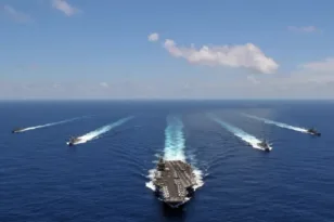 ΗΠΑ–Ιράν: «Ο χρόνος τελειώνει» και τα σενάρια για αμερικανικά πλήγματα φουντώνουν