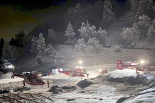 Συναγερμός στις Άλπεις μετά από έντονες χιονοπτώσεις:Οκτώ νεκροί από χιονοστιβάδες στην Αυστρία