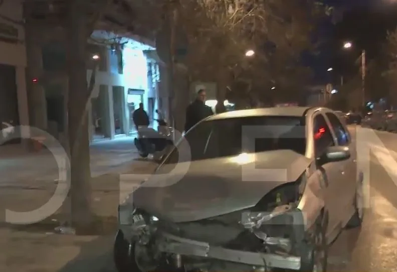 Πήρε «σβάρνα» 15 αυτοκίνητα οδηγός στη Θεσσαλονίκη ΦΩΤΟ