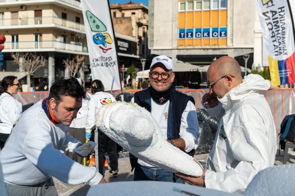 Carni-LAB στην Πλατεία Γεωργίου: Το Καρναβάλι στήνει ανοιχτό εργαστήρι στο κέντρο της Πάτρας ΦΩΤΟ