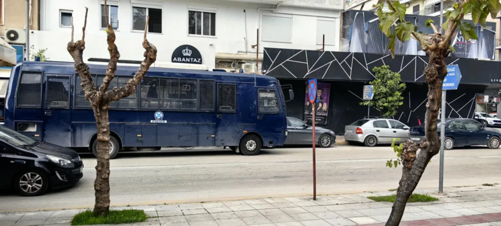 Πάτρα: «Ανοικτοί λογαριασμοί» στον φόνο Μπασιλάρη, σήμερα η κηδεία του