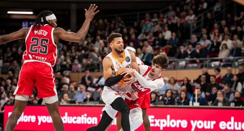 Ο Προμηθέας ήττα στο Σαλόν, την Πέμπτη στην Πάτρα για το 1-1