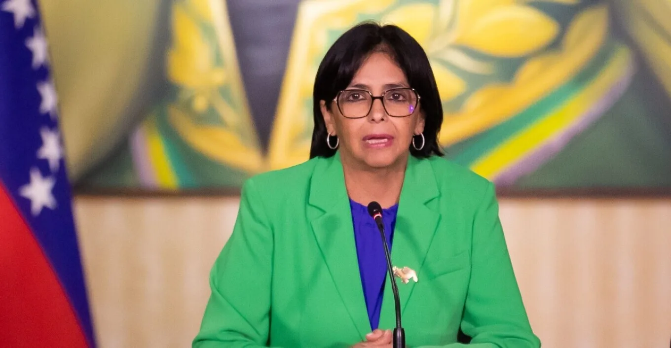 Βενεζουέλα: Ο στρατός αναγνωρίζει την Ντέλσι Ροντρίγκες ως προσωρινή πρόεδρο της χώρας