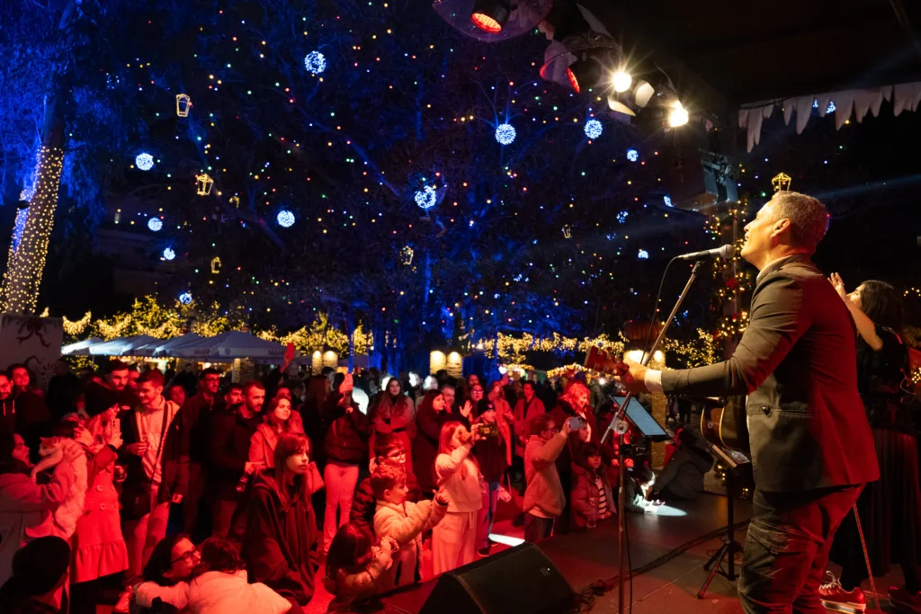 Πάτρα: Φωτεινό φινάλε για το Δέντρο των Ξωτικών