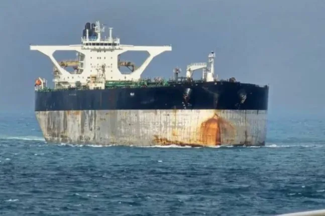 Η Ρωσία στέλνει υποβρύχιο για τη συνοδεία δεξαμενόπλοιου που καταδιώκουν οι ΗΠΑ ανοικτά της Βενεζουέλας ΒΙΝΤΕΟ