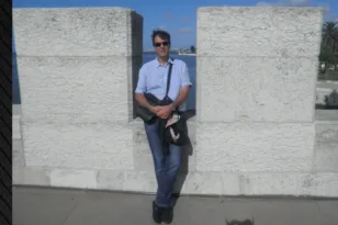 Μάχη για τη ζωή του δίνει ο δικηγόρος από την Κεφαλονιά σε νοσοκομείο του Παρισιού