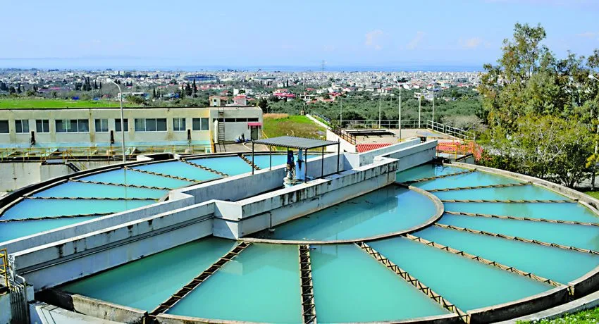 Η πλημμύρα στη Γλυφάδα και η Πάτρα: Κίνδυνος από τα ακραία φαινόμενα - Οι ιστορικές καταστροφές στην πόλη Η πλημμύρα στη Γλυφάδα και η Πάτρα: Κίνδυνος από τα ακραία φαινόμενα - Οι ιστορικές καταστροφές στην πόλη