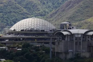 Βενεζουέλα: Γενική αμνηστία και «λουκέτο» στο El Helicoide μετά τις πιέσεις – τι αλλάζει για τους πολιτικούς κρατούμενους