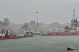 Μαθητές απεγκλωβίστηκαν από Δημοτικό, πλημμύρες στον Έβρο από την έντονη βροχόπτωση, ΒΙΝΤΕΟ