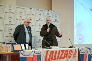 Συγκίνηση και ειδήσεις στην πίτα του ΙΟΠ