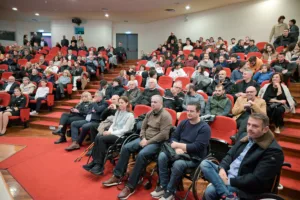 Συγκίνηση και ειδήσεις στην πίτα του ΙΟΠ