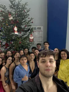 Η ΝΕΠ παραμονή Πρωτοχρονιάς στην πισίνα