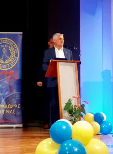 Βασιλόπιτα πριν τον 14ο Ημιμαραθώνιο Αιγιάλειας ο Αθηνόδωρος - Φωτογραφίες