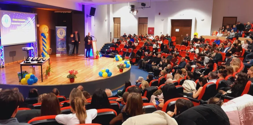 Βασιλόπιτα πριν τον 14ο Ημιμαραθώνιο Αιγιάλειας ο Αθηνόδωρος - Φωτογραφίες