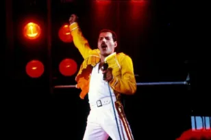 Πέθανε στα 48 της η «κρυφή» κόρη του Φρέντι Μέρκιουρι – Η αποκάλυψη που ήρθε λίγους μήνες πριν