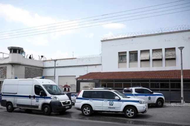 Φυλακές Κορυδαλλού: Βρέθηκαν κινητά τηλέφωνα και κατεργασμένη κάνναβη