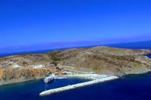 «Το τελευταίο πλοίο έφτασε πριν 13 ημέρες», λέει η δήμαρχος της Γαύδου, το νησί στην απομόνωση!