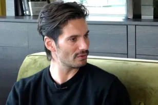 Γιώργος Καράβας: Ντρέπομαι όταν μου λένε ότι είμαι ωραίος άντρας