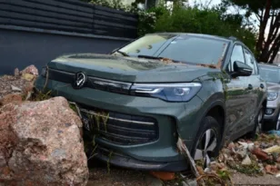 Γλυφάδα: «Πρωτοφανείς εικόνες» μετά τη νεροποντή – Σχέδια για κήρυξη σε κατάσταση έκτακτης ανάγκης