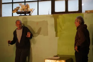 Κριτική Θεάτρου: «Η Παρέλαση» της Λούλας Αναγνωστάκη