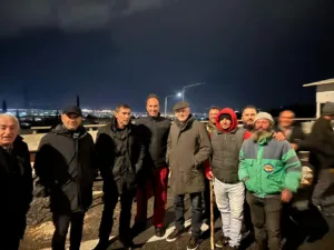 Τι είπε ο Γιώργος Παπανδρέου στους αγρότες στο μπλόκο της Εγλυκάδας