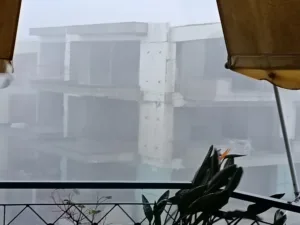 Πάτρα: Τρομερή η κακοκαιρία, στην Αγυιά κάτι σαν ανεμοστρόβιλος! ΒΙΝΤΕΟ