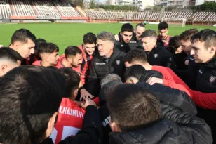 Σπ. Αντωνόπουλος: «Χτίζει νοοτροπία η Παναχαϊκή» – Χωρίς τρεις με Πανθουριακό