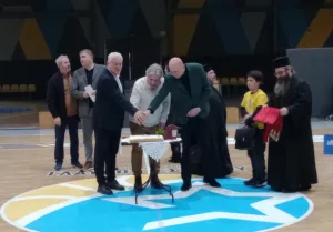 «Μια ομάδα-μια οικογένεια» το μήνυμα στην κοπή της βασιλόπιτας της Ενωσης - Φωτογραφίες