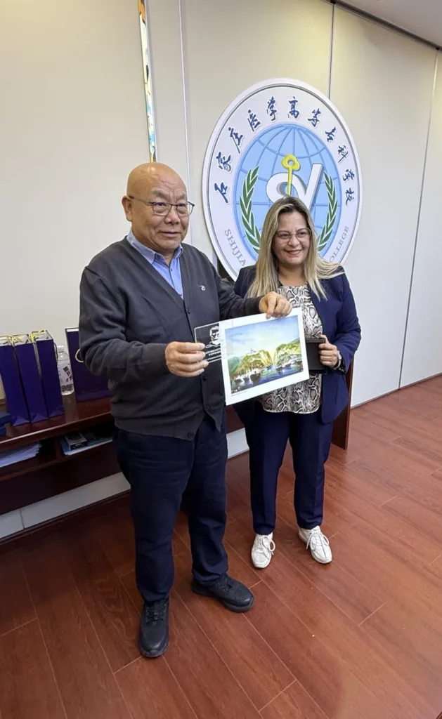 Εκπαιδευτικός και επιχειρηματικός σύνδεσμος γίνεται η Webstudent για Ελλάδα και Κίνα