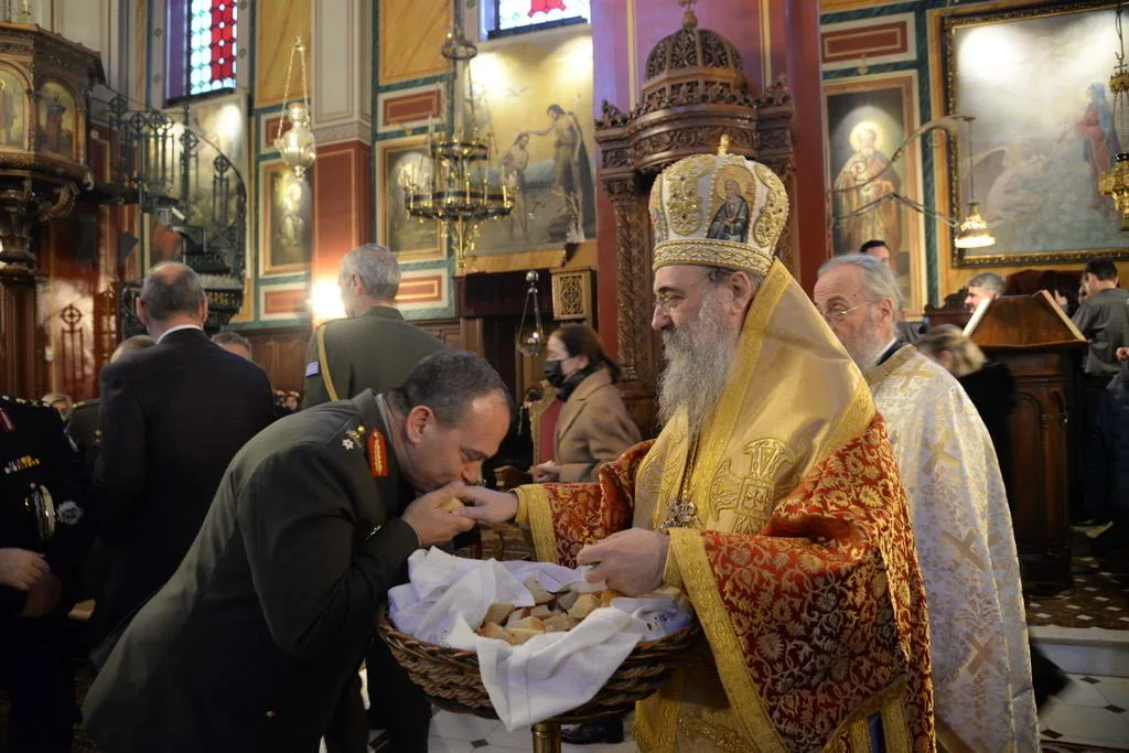 Πάτρα: Με λαμπρότητα και Δένδια ο εορτασμός του Οσιομάρτυρα Παύλου του Πατρέως στην Ευαγγελίστρια