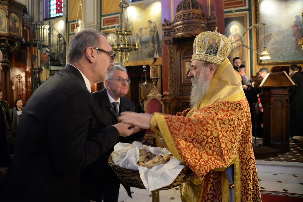 Πάτρα: Με λαμπρότητα και Δένδια ο εορτασμός του Οσιομάρτυρα Παύλου του Πατρέως στην Ευαγγελίστρια