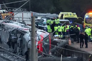 Συλλυπητήρια της Ελλάδας στην Ισπανία για το πολύνεκρο σιδηροδρομικό δυστύχημα στην Ανδαλουσία
