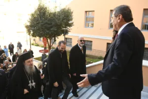 Πάτρα: Η τελετή ευχών την Πρωτοχρονιά του 2026 στο Δημαρχείο ΦΩΤΟ