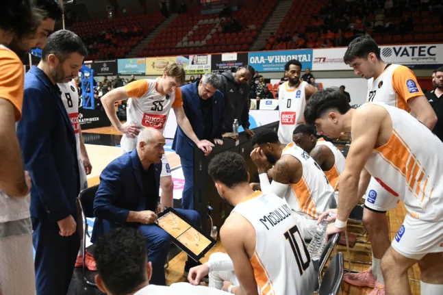 Ο Προμηθέας πρώτη μάχη απόψε στη Βουργουνδία με τη Σαλόν