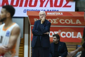 Ο Προμηθέας μπήκε με το αριστερό στο 2026, ήττα από ΑΕΚ, τώρα οι μάχες με Σαλόν - Φωτογραφίες/δηλώσεις/μικρά-μικρά